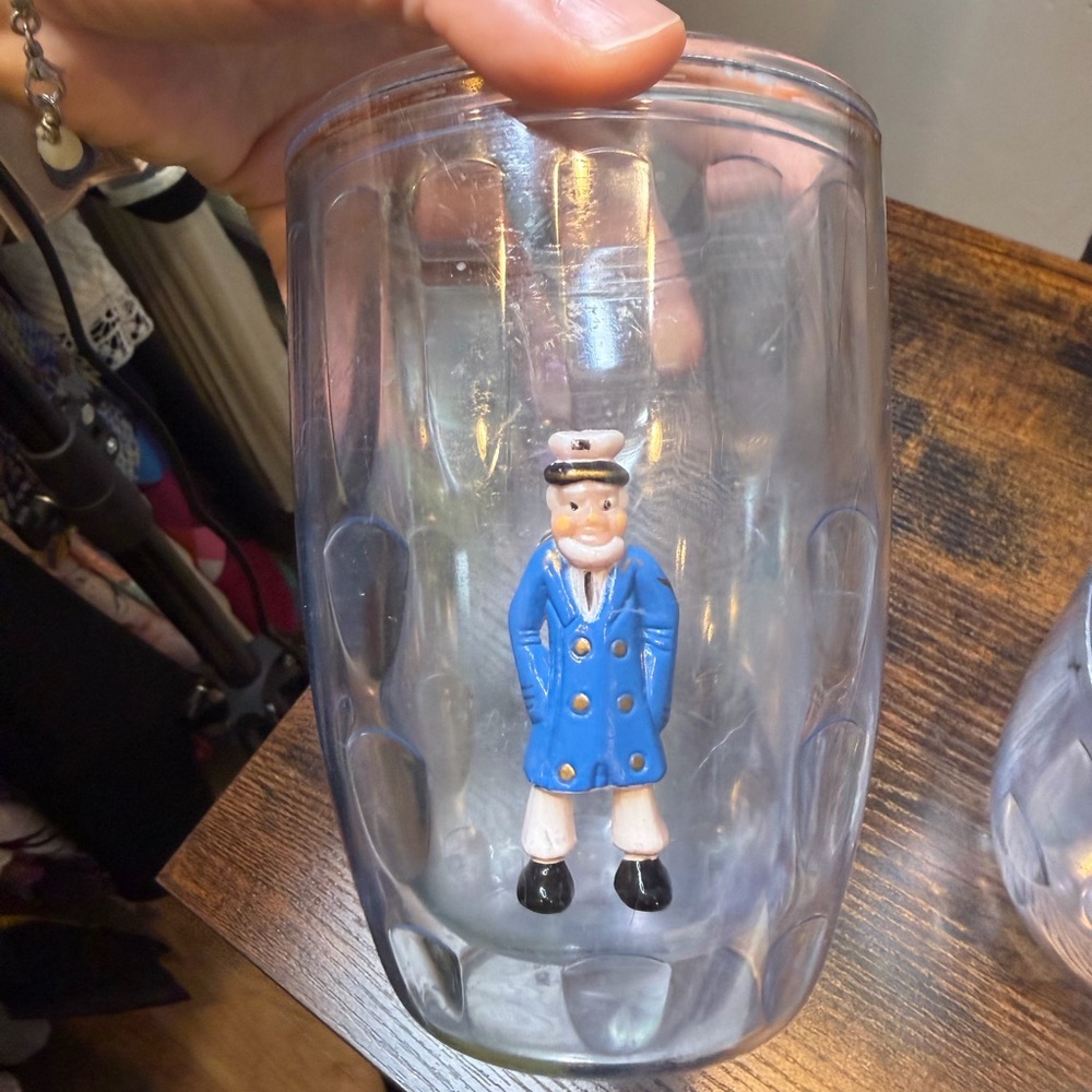 Tervis vintage tumblers feature nautical Set of 4 Clear Tumblers with Figurines